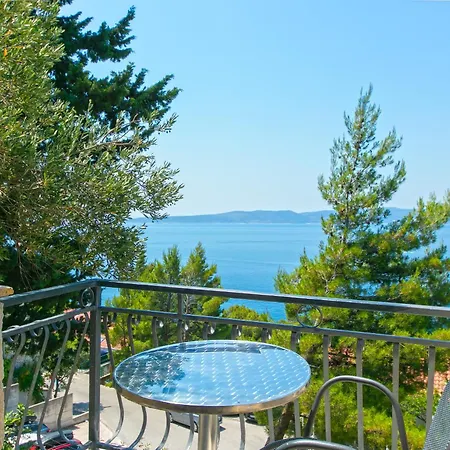 3 Διαμέρισμα Brela