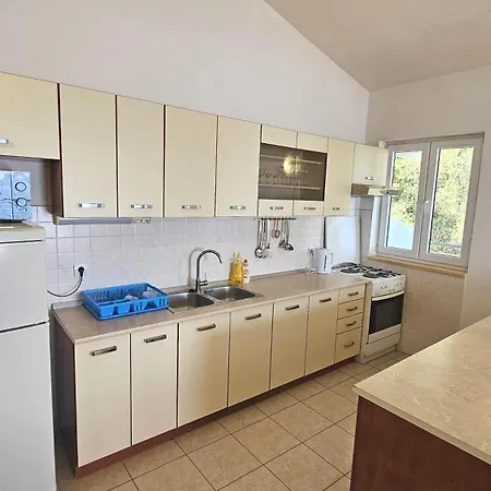3 Apartamento Brela
