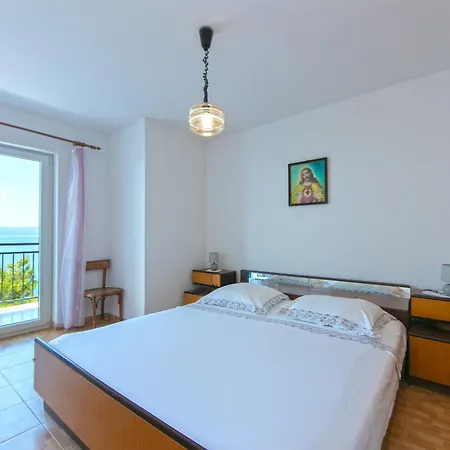 Apartamento 3 *
